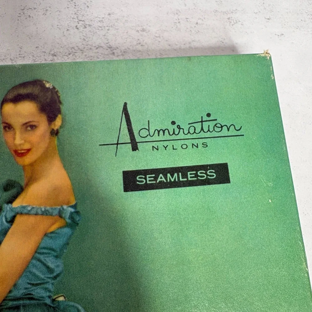 VTG 1950s Admiration Nylons Seamless Stockings Box Set Mesh 616 Glamour Sand 10